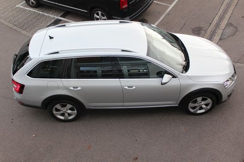 Octavia Scout4x4/STHZ/LED/PDC/App/AHK/reduziert!
