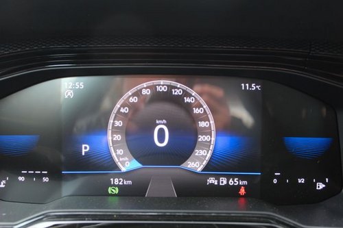 Polo VI Life/DSG/LED/SHZ/Navi&gt;App/PDC/5J.Garanti