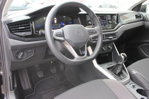 Polo VI Life/SHZ/LED/PDC/ Navi über App/connect