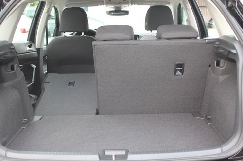 Polo VI Life/SHZ/LED/PDC/ Navi über App/connect