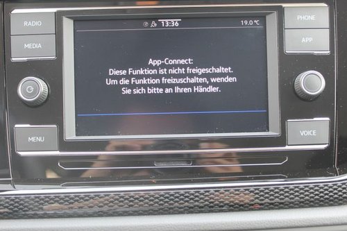 Polo VI Life/SHZ/LED/PDC/ Navi über App/connect