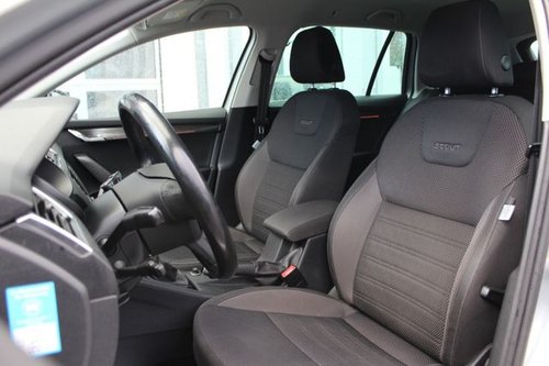 Octavia Scout4x4/STHZ/LED/PDC/App/AHK/reduziert!