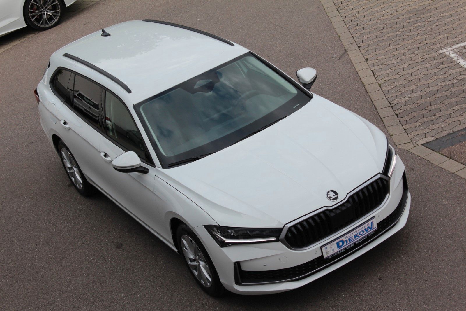 Superb Combi Selection/ NEUES MODELL