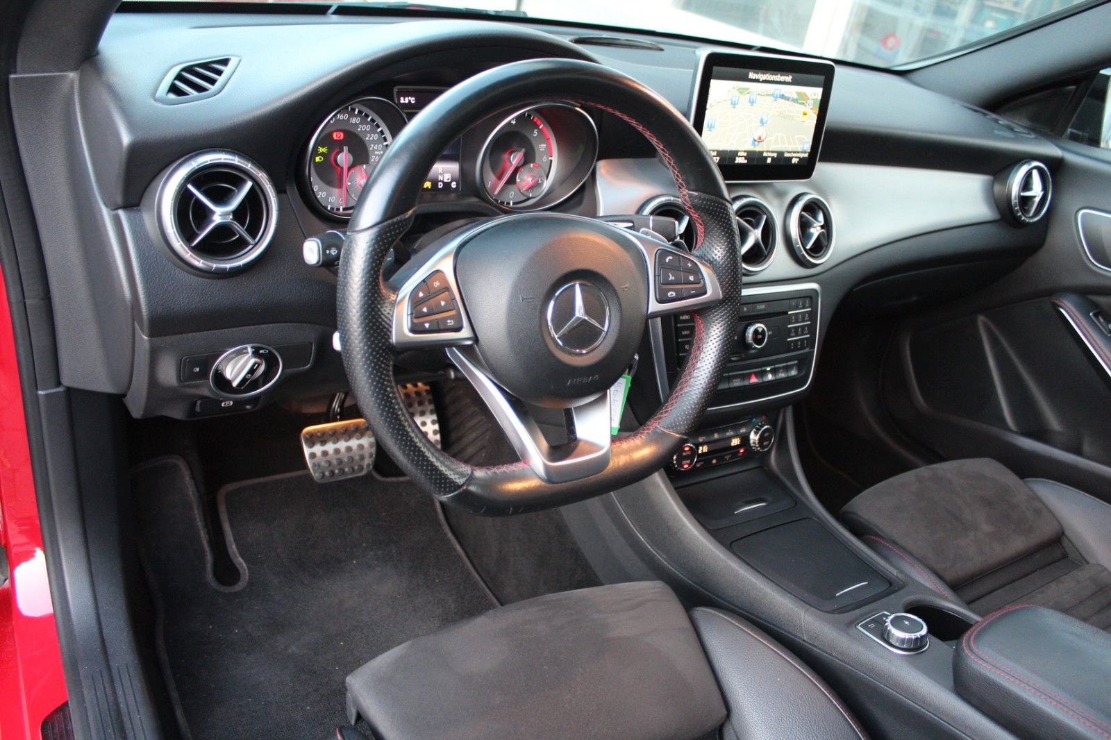 220 CLA -Klasse CDI /4Matic/AMG Linie/Xenon/Navi
