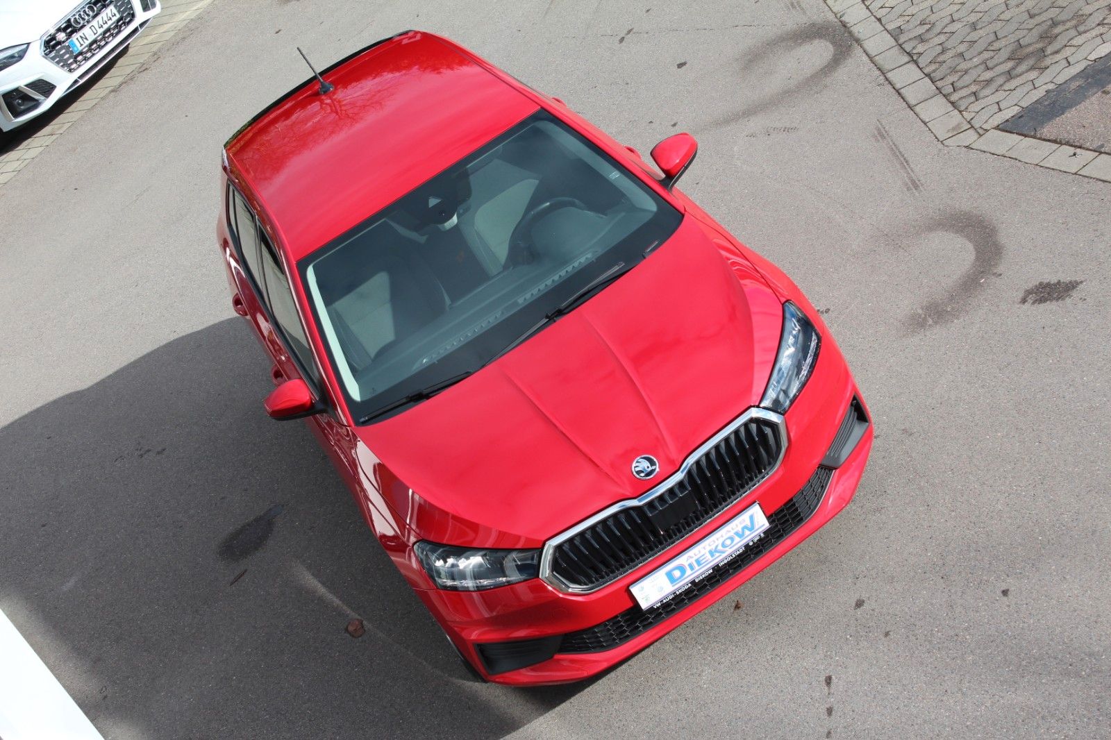 Fabia Amb./PDC/SHZ/LED/App Connect/ NEUES MODELL