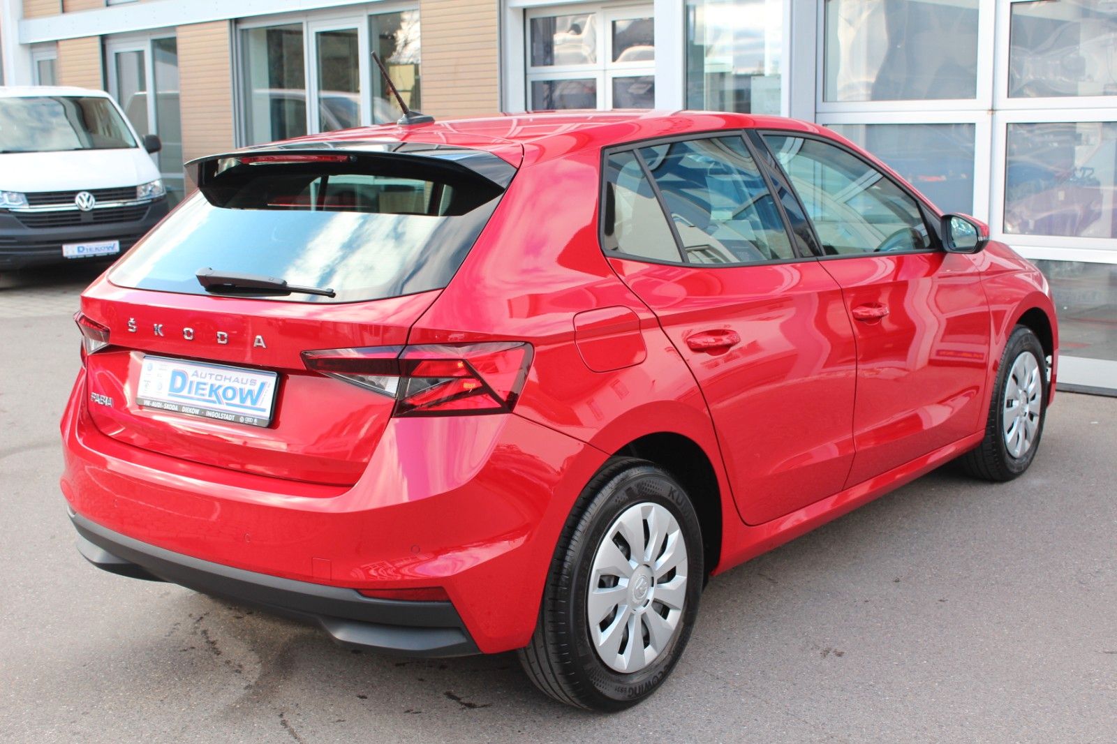 Fabia Amb./PDC/SHZ/LED/App Connect/ NEUES MODELL