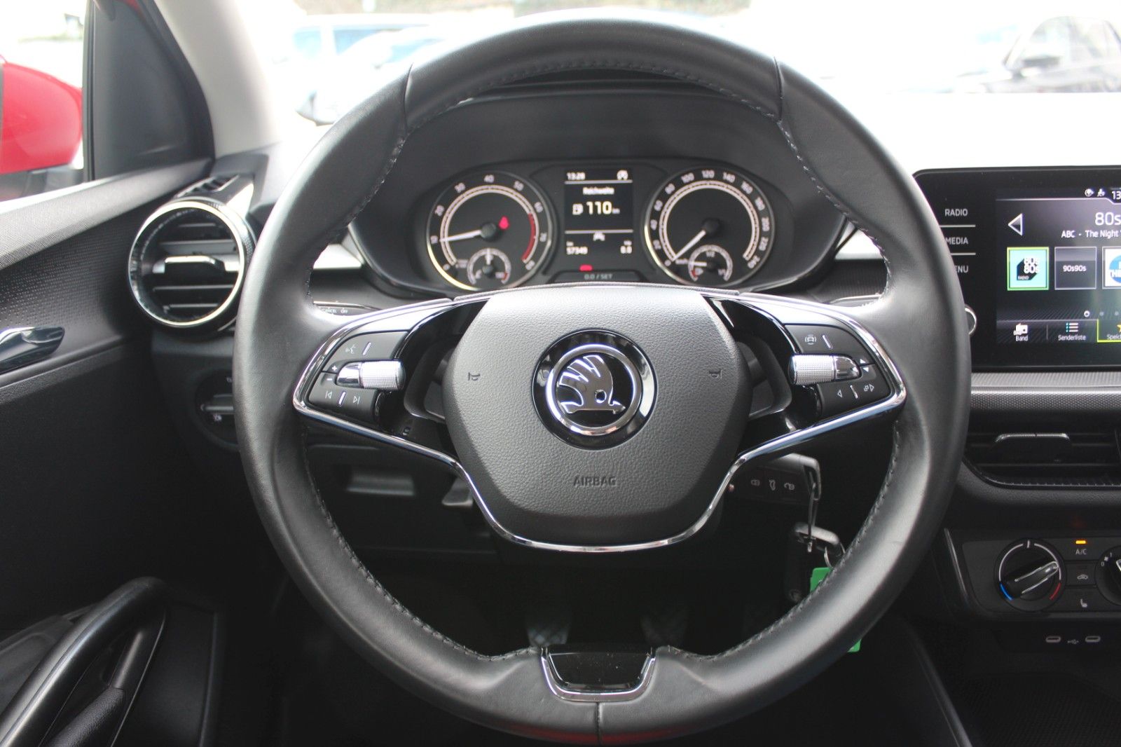 Fabia Amb./PDC/SHZ/LED/App Connect/ NEUES MODELL