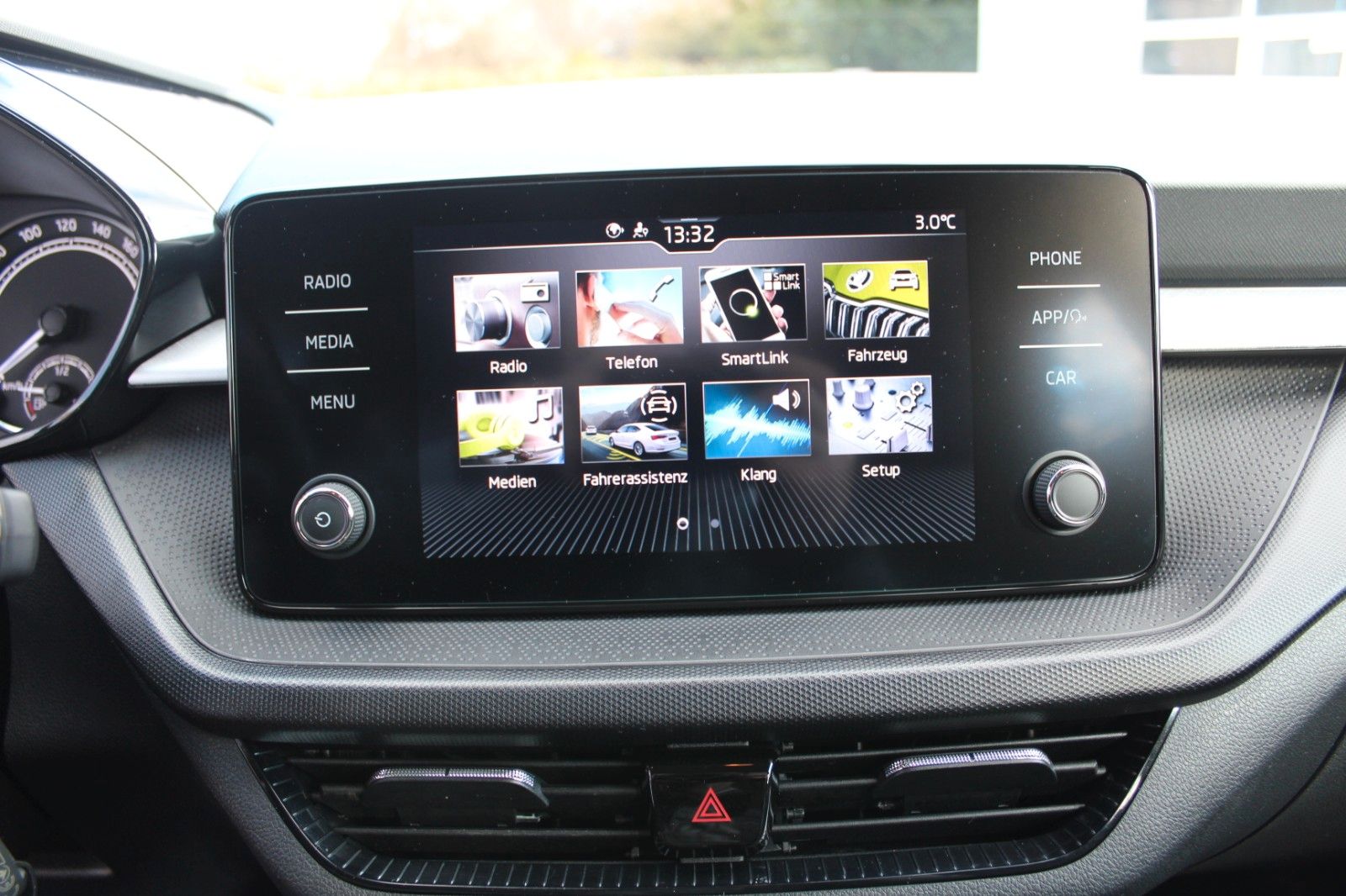 Fabia Amb./PDC/SHZ/LED/App Connect/ NEUES MODELL
