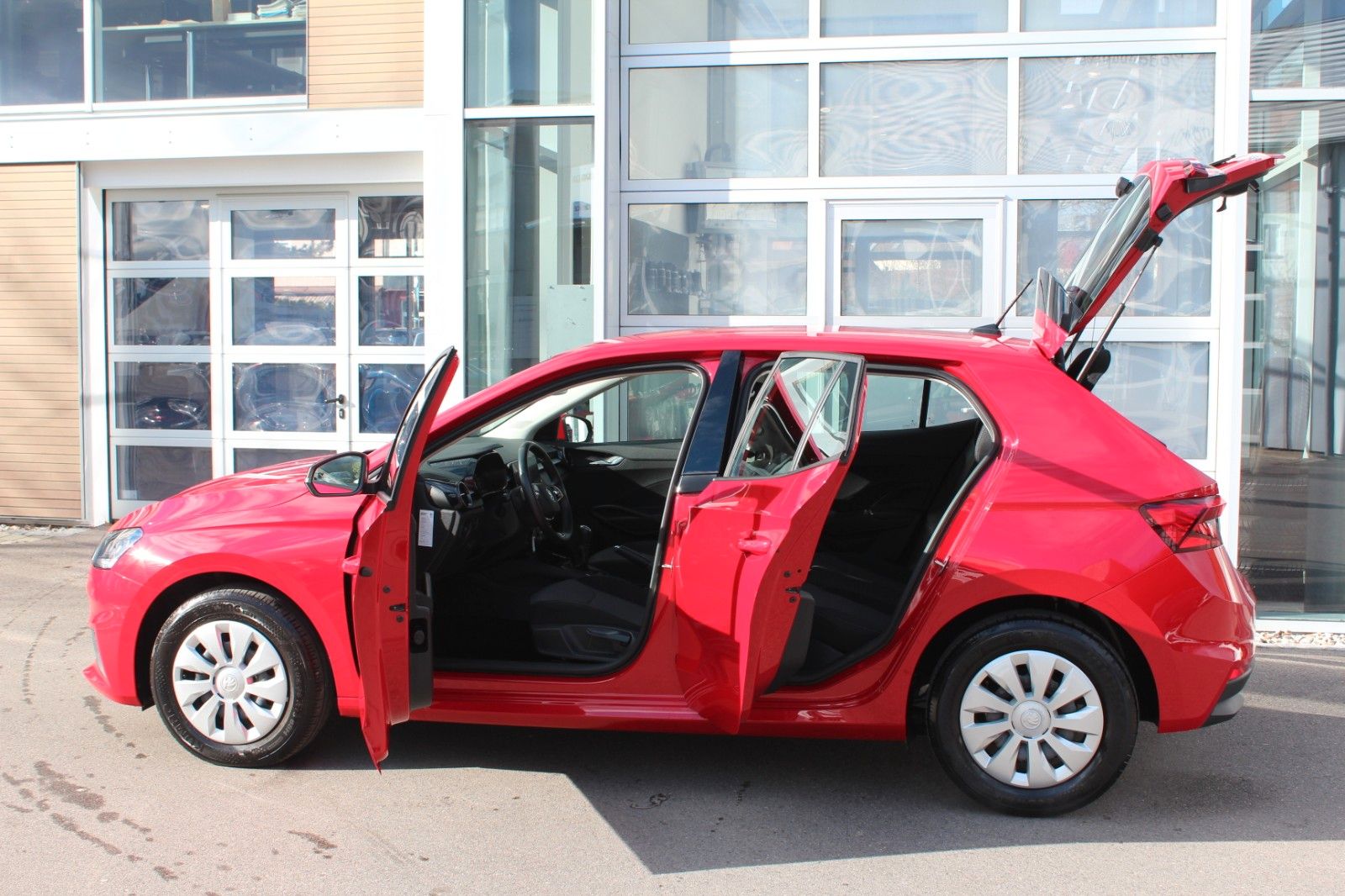 Fabia Amb./PDC/SHZ/LED/App Connect/ NEUES MODELL