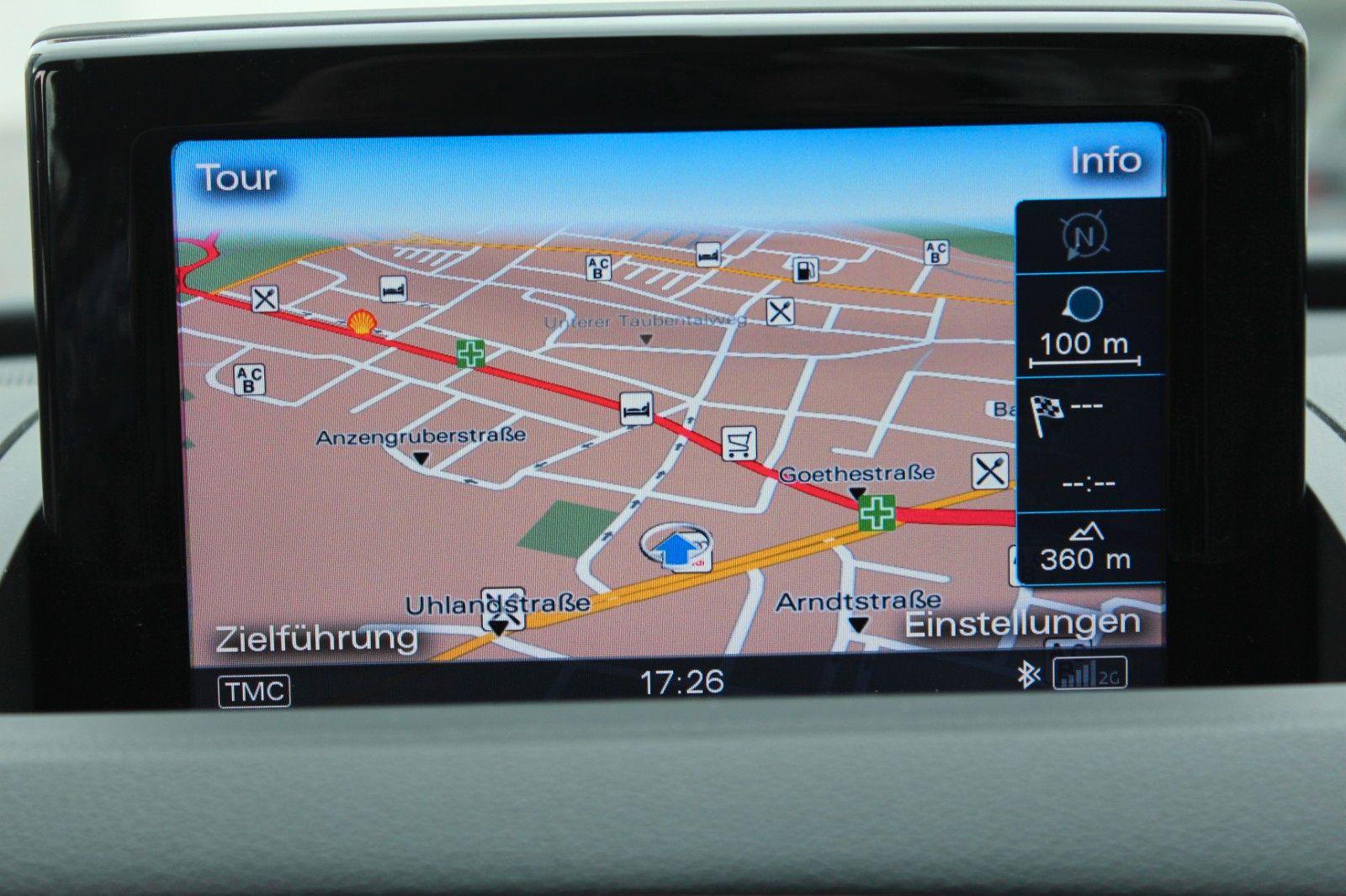 Q3 Sport quattro/S-tronic/AHK/LED/Navi/SHZ/PDC