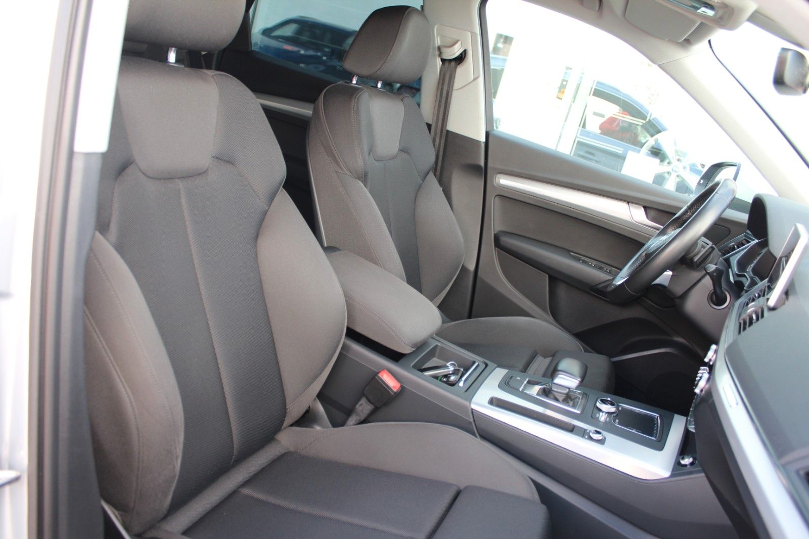 Q5 quattro sport STHZ PDC Sound Xenon SHZ Navi