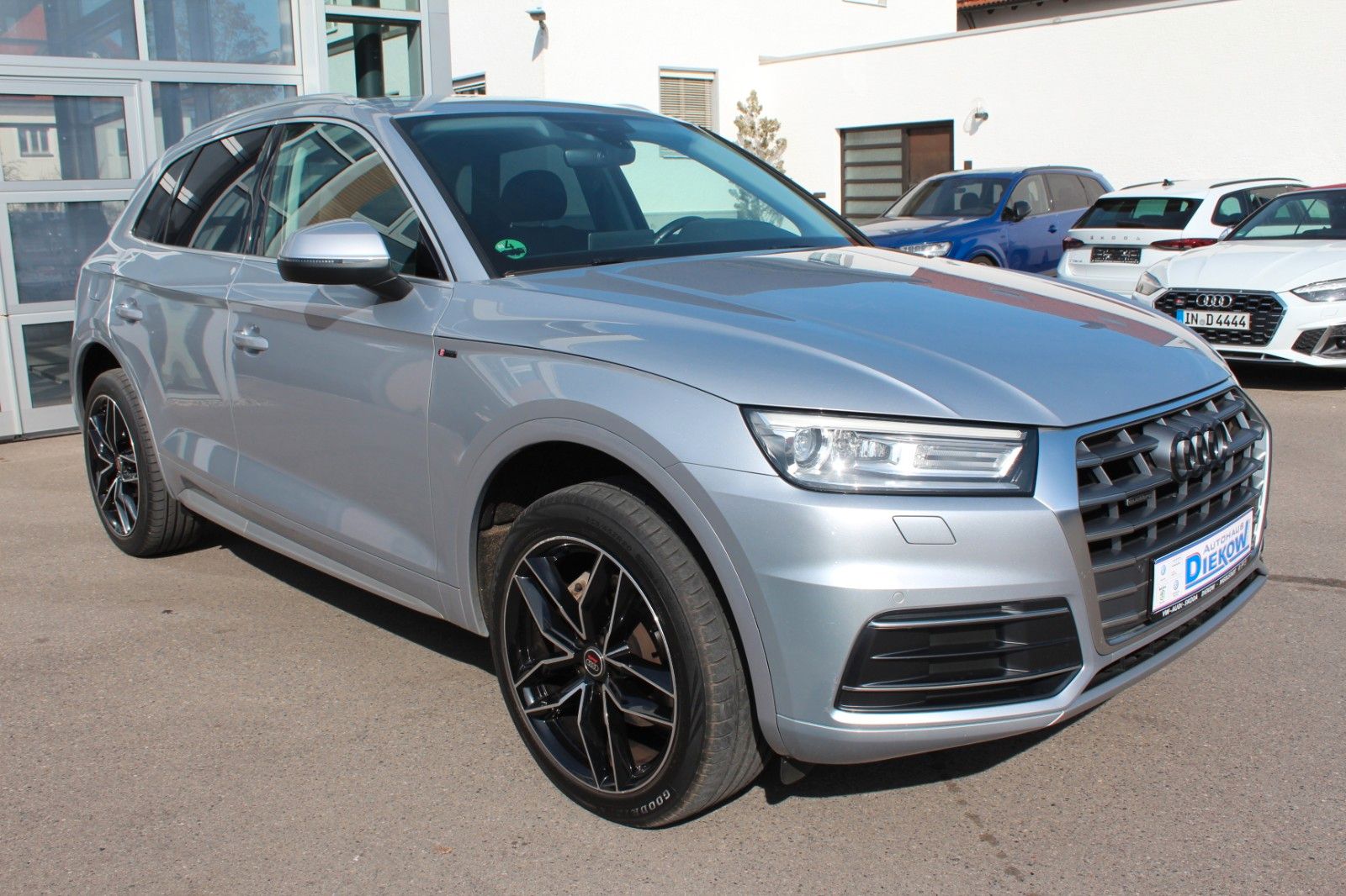 Q5 quattro sport STHZ PDC Sound Xenon SHZ Navi