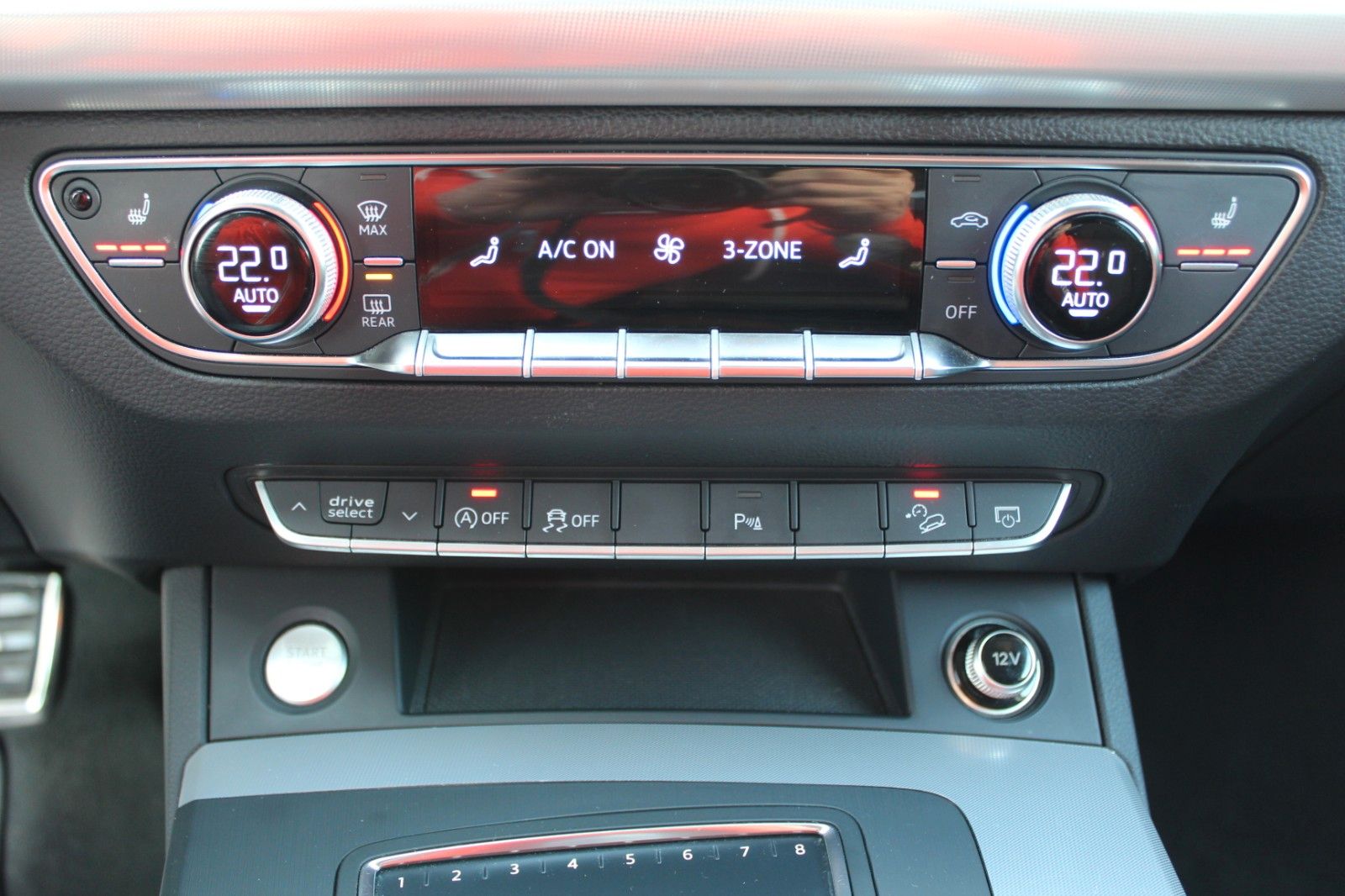 Q5 quattro sport STHZ PDC Sound Xenon SHZ Navi