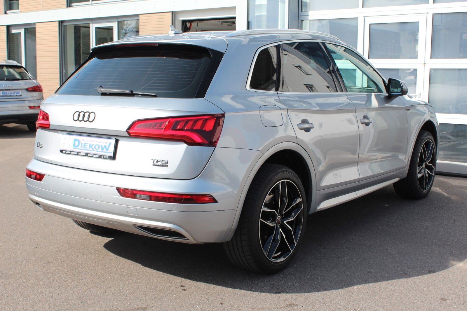 Q5 quattro sport STHZ PDC Sound Xenon SHZ Navi
