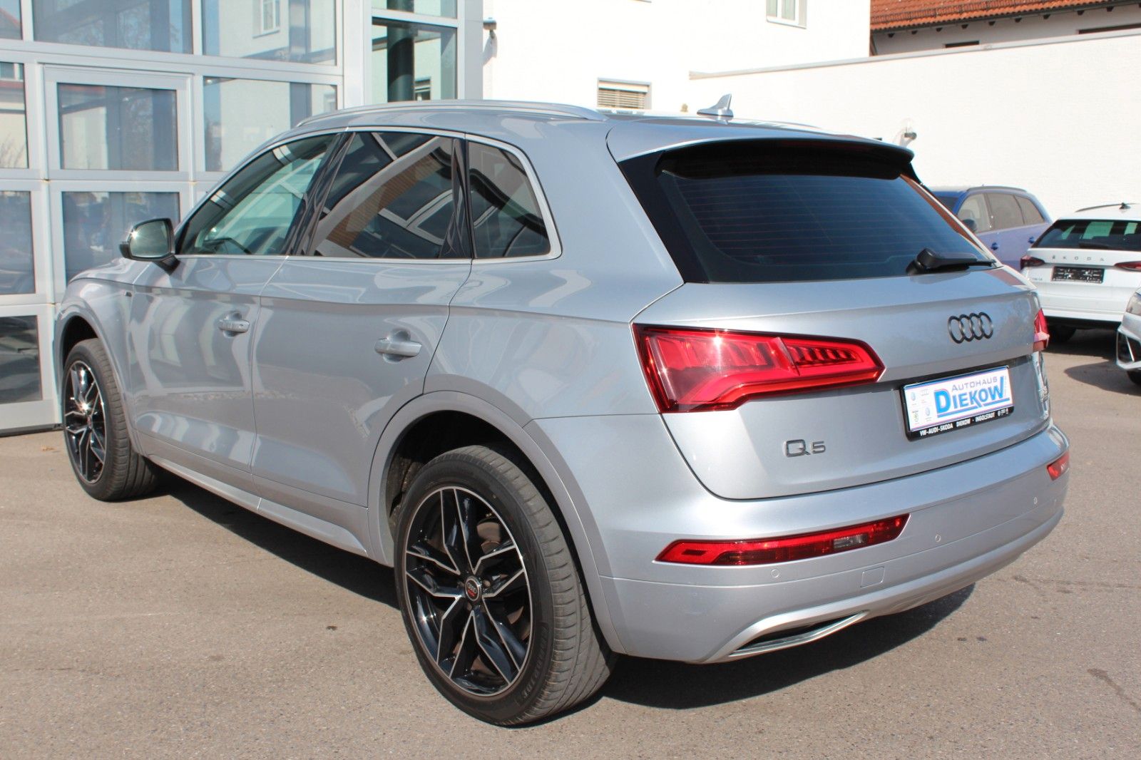 Q5 quattro sport STHZ PDC Sound Xenon SHZ Navi