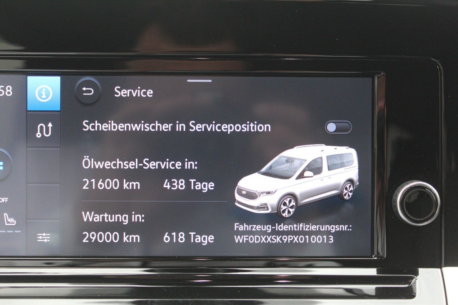 Tourneo Connect Titanium/DSG/SHZ/PDC/GRA/App&gt;Nav