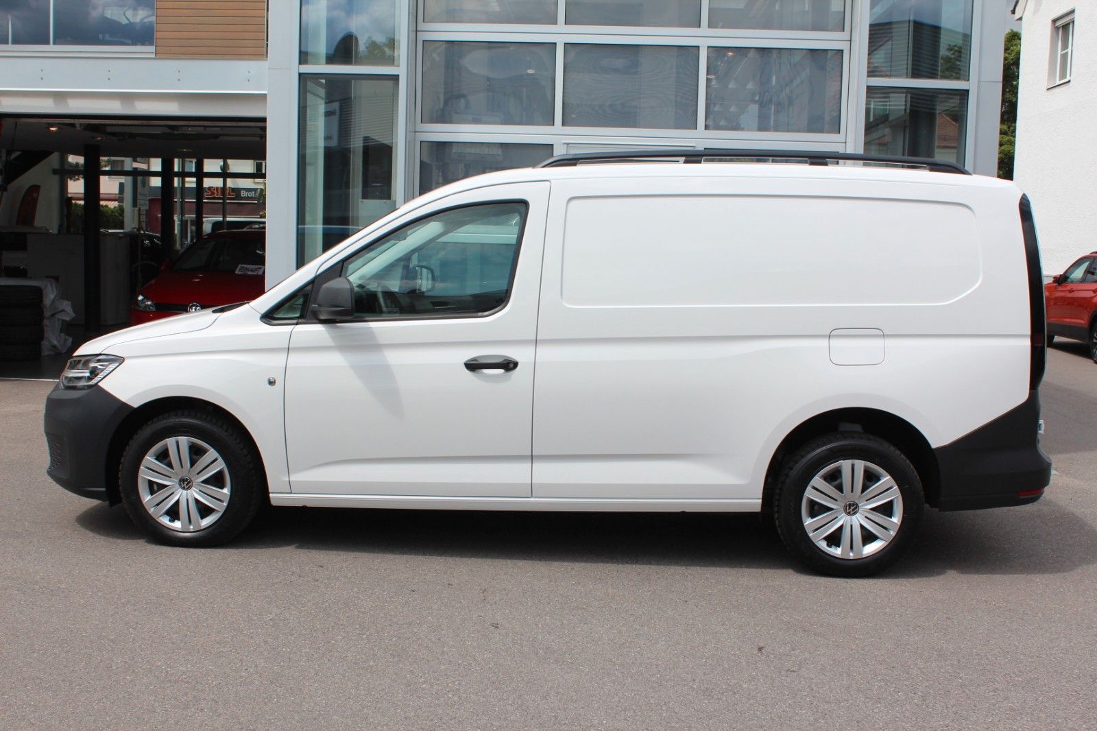 Cargo Maxi AHK PDC GRA LED SHZ App