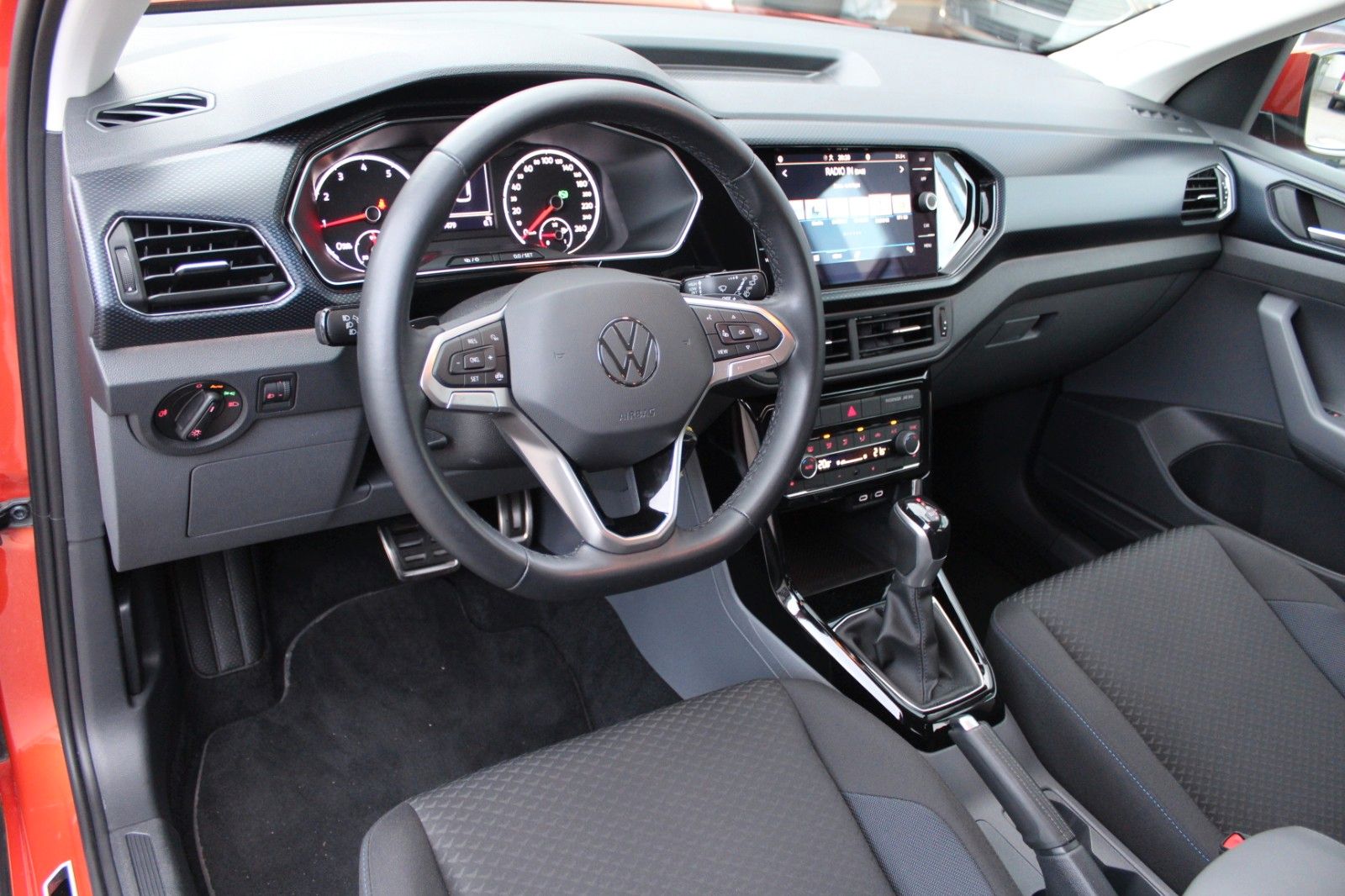T-Cross United DSG PDC SHZ Alu AppConnect