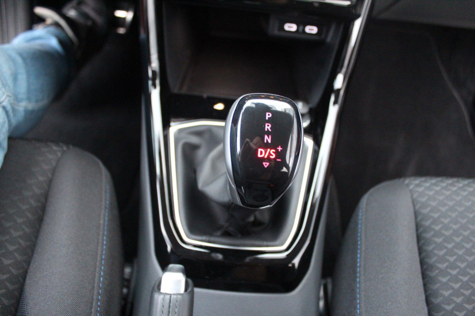 T-Cross United DSG PDC SHZ Alu AppConnect