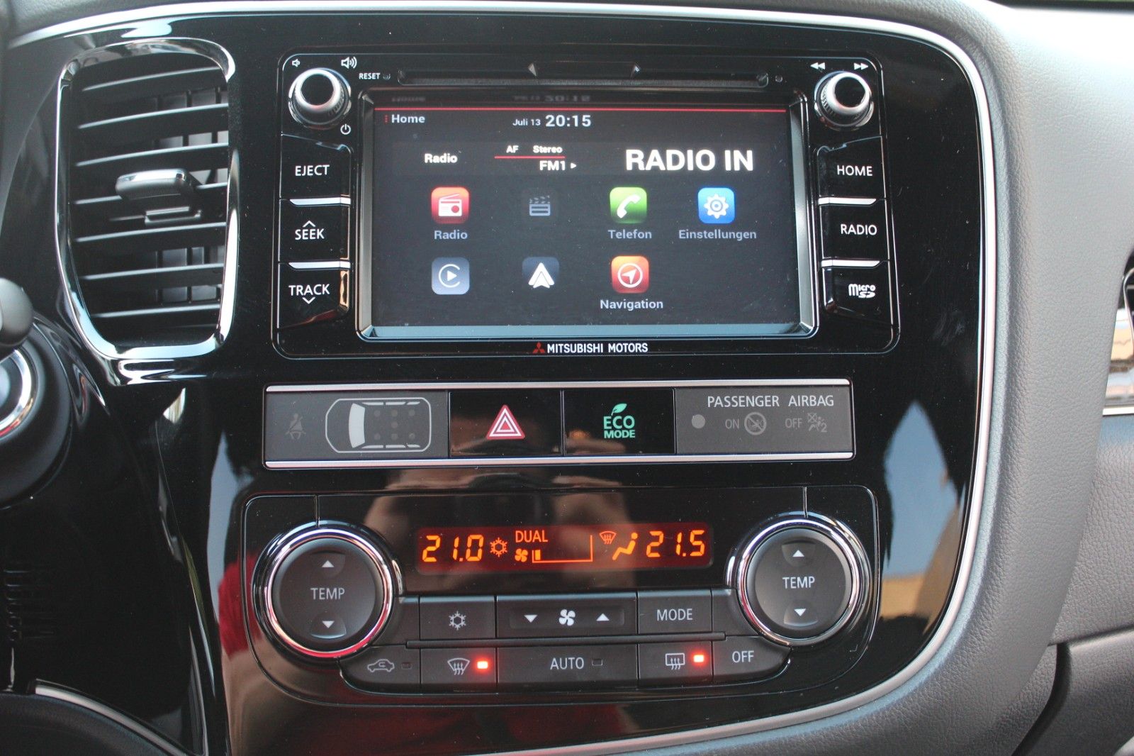 Outlander Active+ 4WD LED Navi AHK Kamera/Allrad