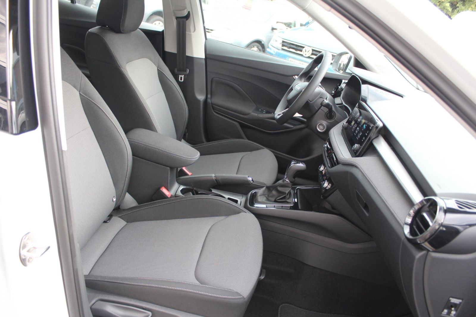Fabia Selection/DSG/PDC/SHZ/App/LED/5J. Garantie