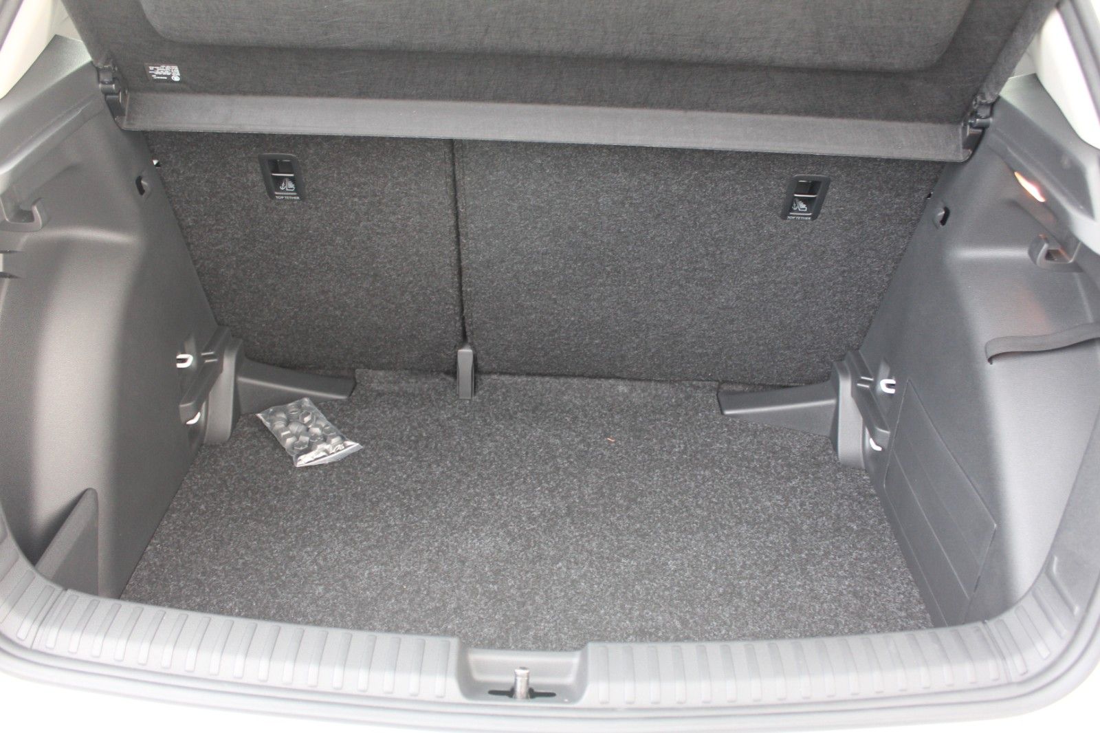 Fabia Selection/DSG/PDC/SHZ/App/LED/5J. Garantie