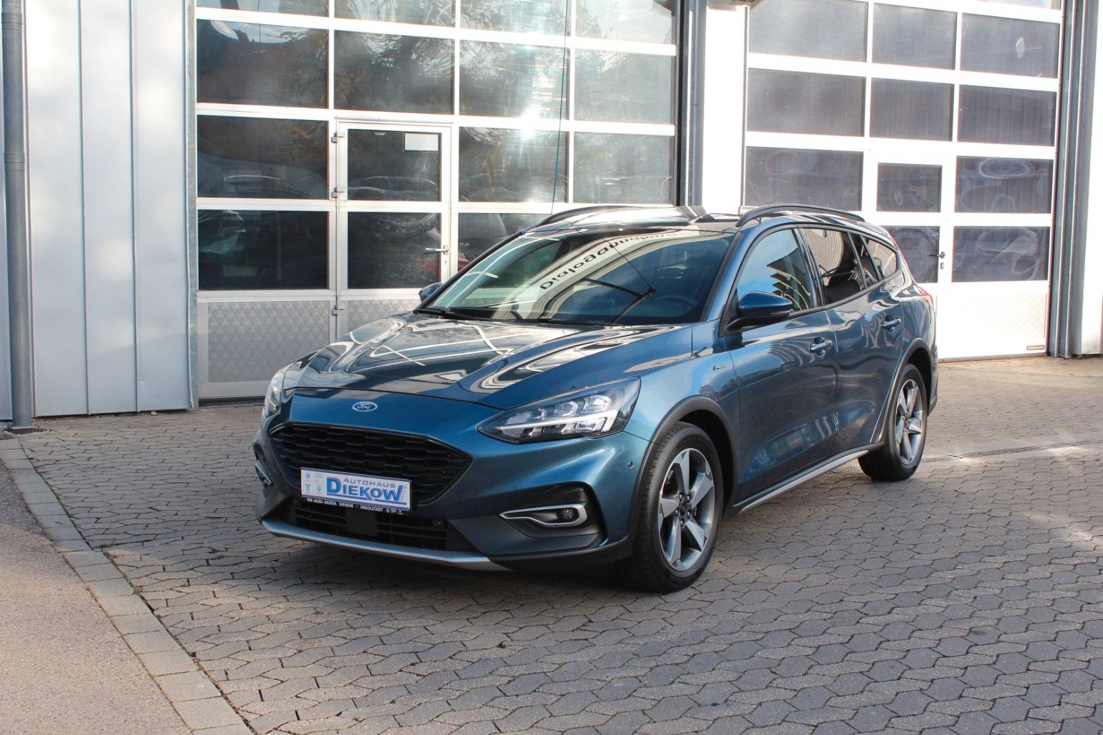 Focus Turnier Active AHK Navi PDC LED