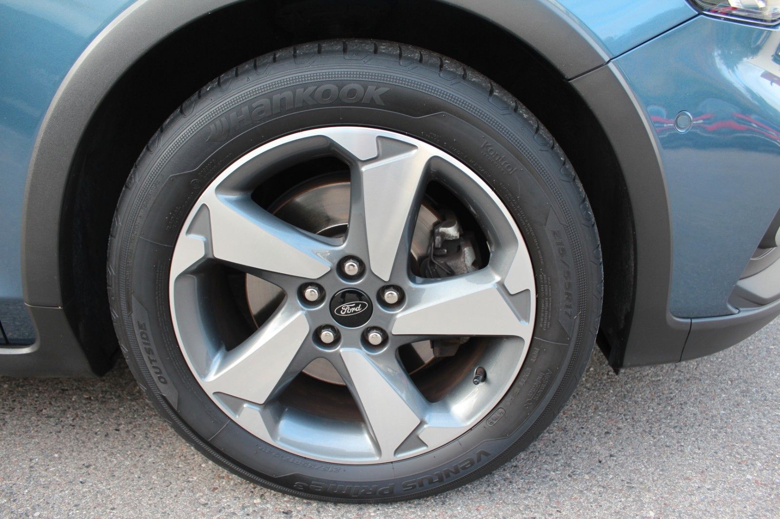 Focus Turnier Active AHK Navi PDC LED