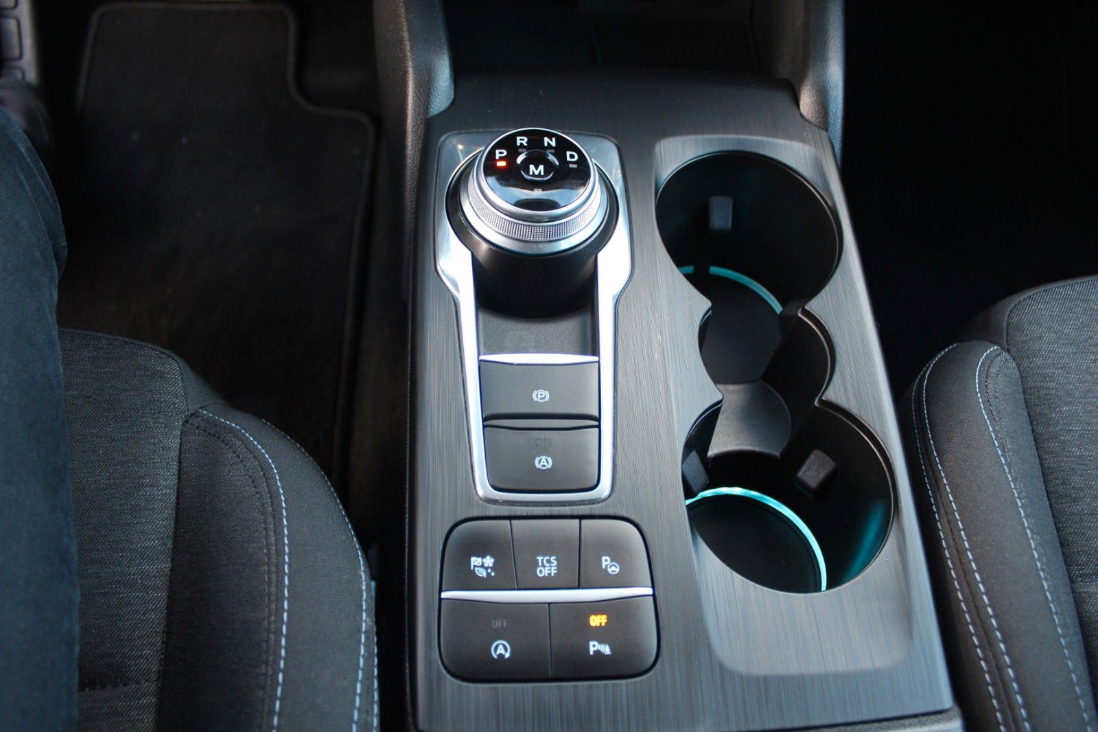 Focus Turnier Active AHK Navi PDC LED