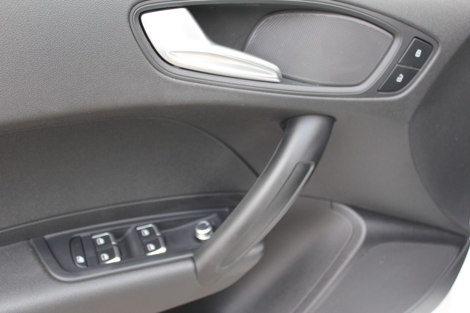 A1 Sportback/SHZ/GRA/PDC/Bluetooth/ **WENIG KM**