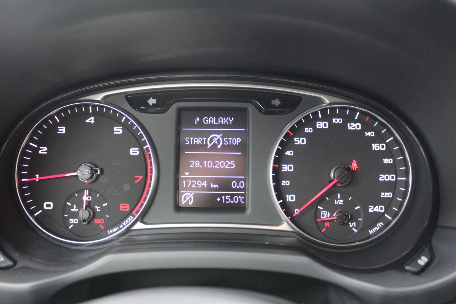 A1 Sportback/SHZ/GRA/PDC/Bluetooth/ **WENIG KM**