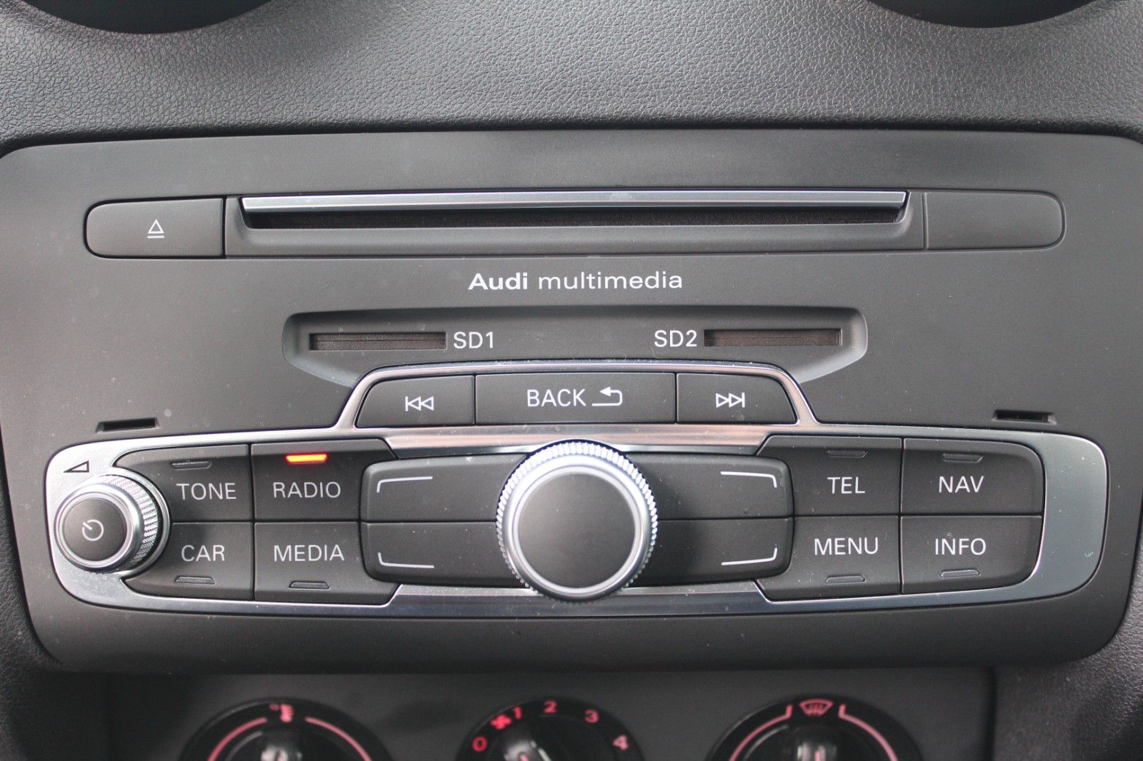 A1 Sportback/SHZ/GRA/PDC/Bluetooth/ **WENIG KM**