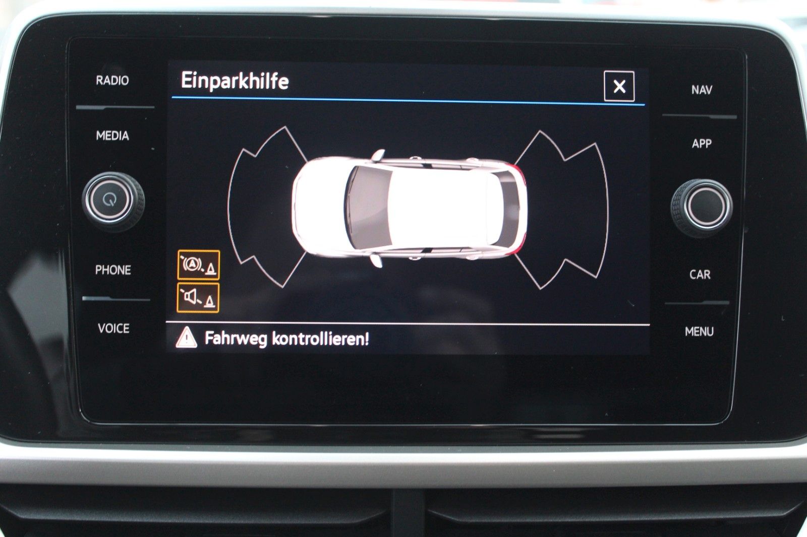 T-Roc Move/AHK/ALU 18"/App/PDC/LED/SHZ/NAV/Black