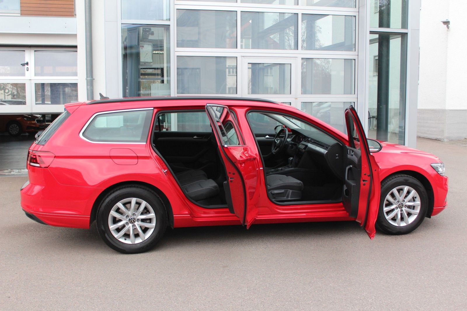 Passat Var./Business/Navi LED SHZ/58% unter UPE