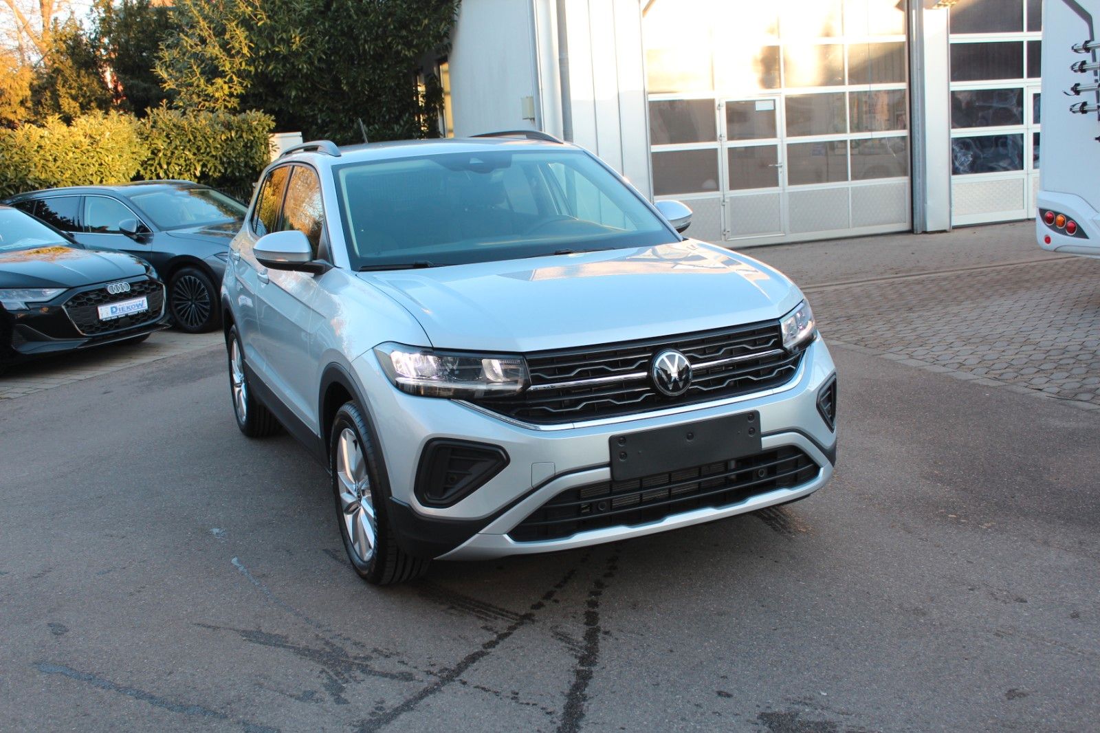T-Cross 1.0 TSI DSG Life Kamera 17" Kessy App
