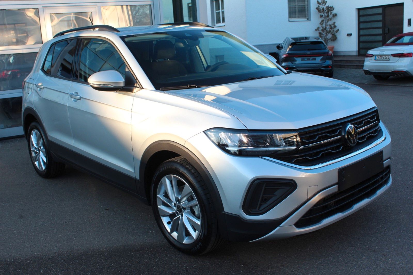 T-Cross 1.0 TSI DSG Life Kamera 17" Kessy App