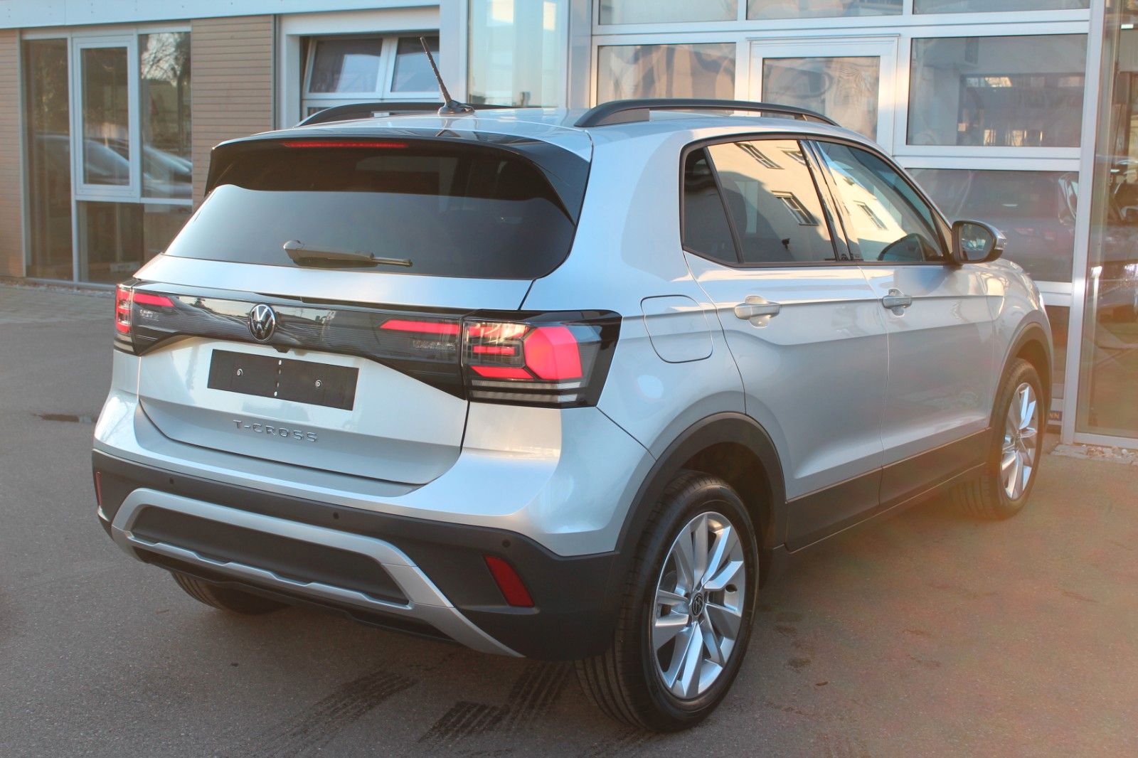 T-Cross 1.0 TSI DSG Life Kamera 17" Kessy App