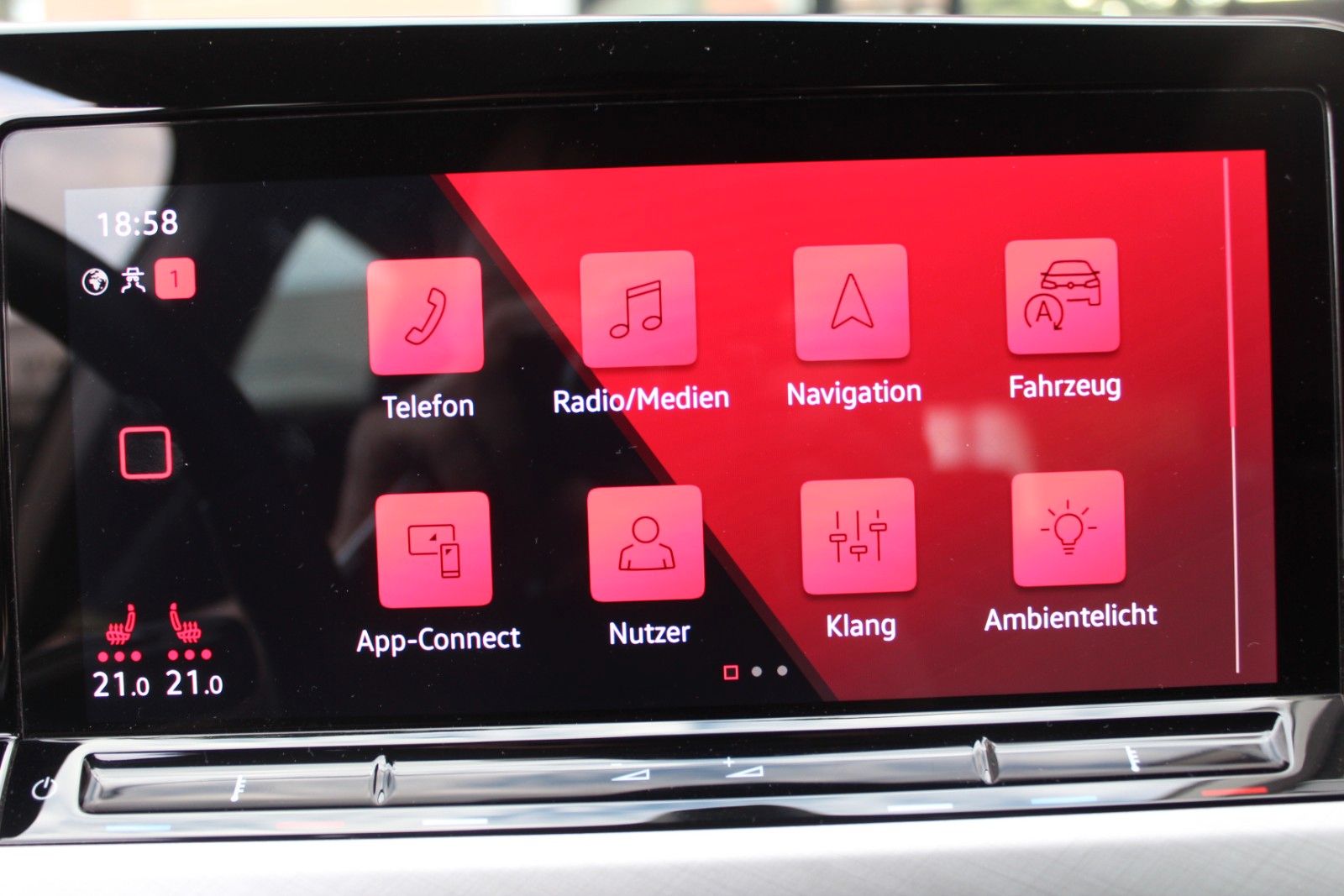 Golf VIII Life/SHZ/ACC/LED/PDC/App/>>Tiefstpreis
