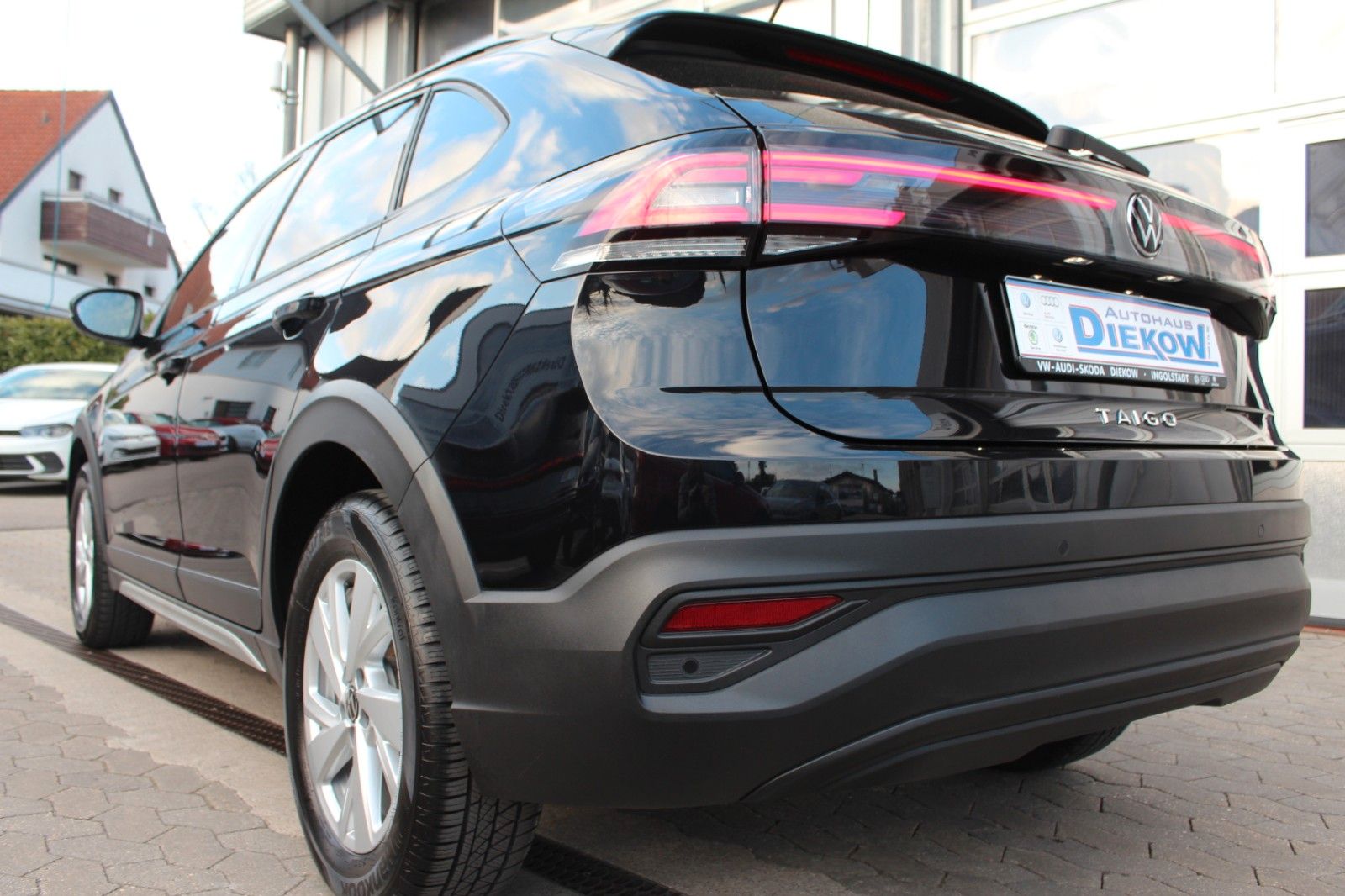 Taigo Life/DSG/Navi/LED/SHZ/PDC/App Connect/Alu