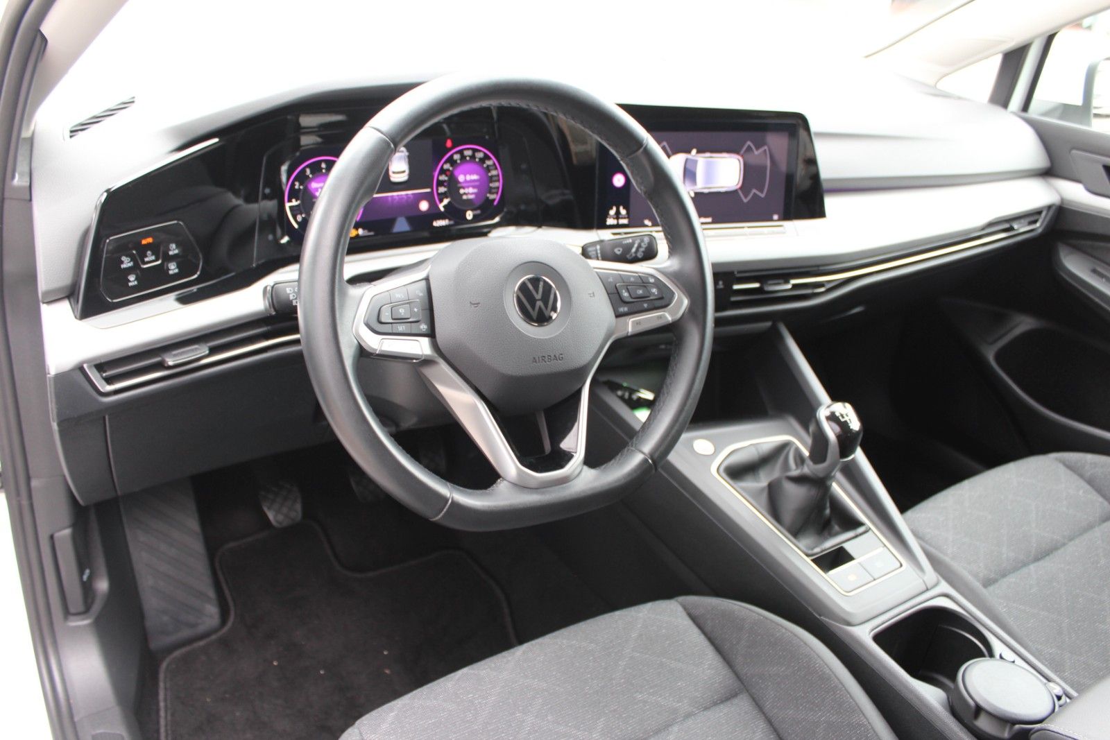 Golf VIII Life/Navi/App/LED/PDC/SHZ/Vollgarantie