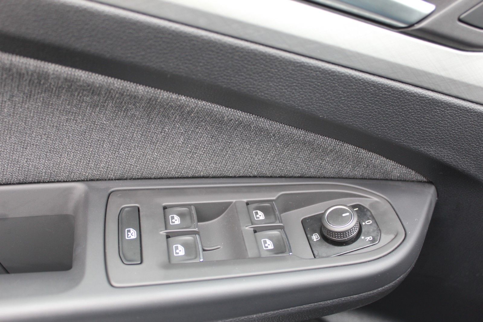 Golf VIII Life/Navi/App/LED/PDC/SHZ/Vollgarantie
