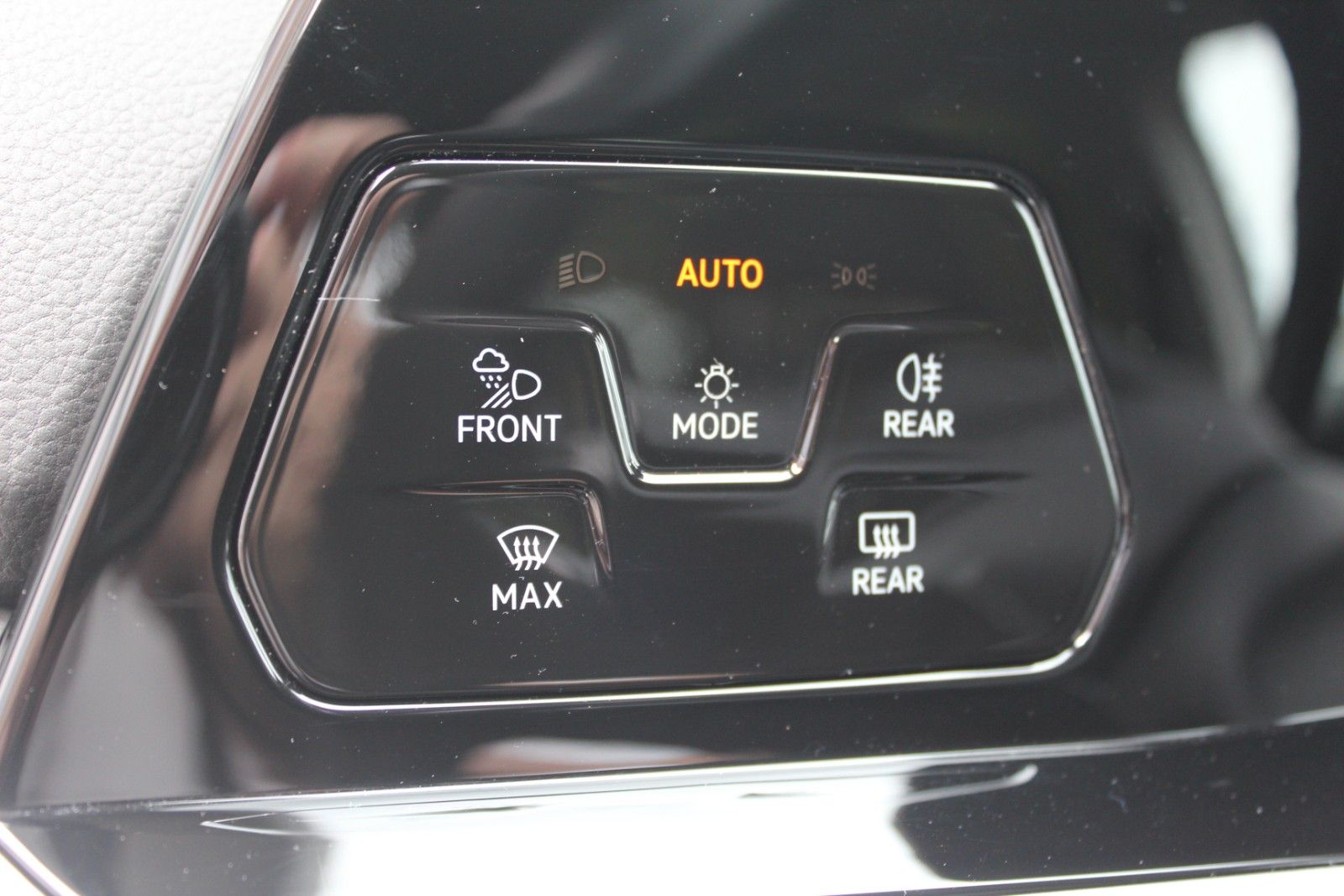 Golf VIII Life/Navi/App/LED/PDC/SHZ/Vollgarantie