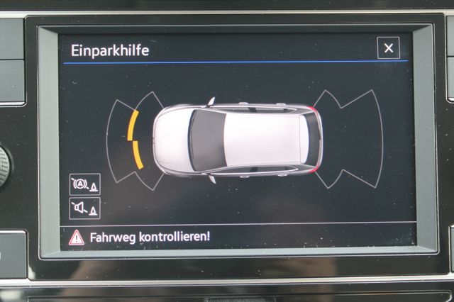 Polo VI Life/SHZ/LED/PDC/ Navi über App/connect