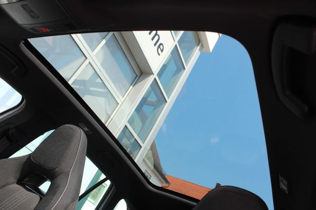 Scala DSG/LED/Navi/PDC/SHZ/ACC/Pano/MONTE CARLO!