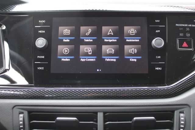 Polo VI Life/DSG/LED/Navi&gt;App/PDC/SHZ/5J Garanti